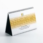 Calendrier chevalet A5 luxe miroir (21x15 cm) personnalisé - Vos photos – Image 2